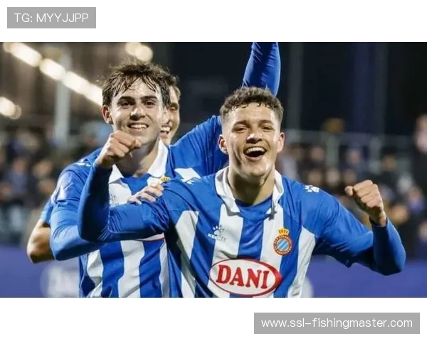 西班牙人队与赫塔菲交锋，主场未能全取三分